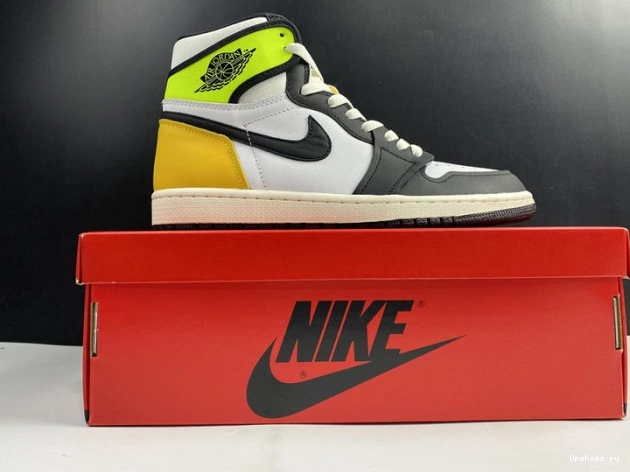 555088-118 1 Gold' High Air 'Volt Retro  OG Jordan 0210